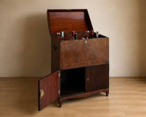 Drinks cabinet / Cellaret - George III thumbnail 4