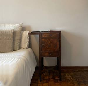 Bedside cabinet with retractable mirror thumbnail 4